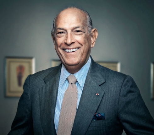 Oscar de la Renta: Όταν πέρσι το καλοκαίρι τραγουδούσε στην Ελλάδα (Photo)