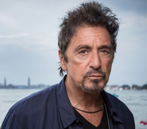 Τυφλώθηκε ο Al Pacino!
