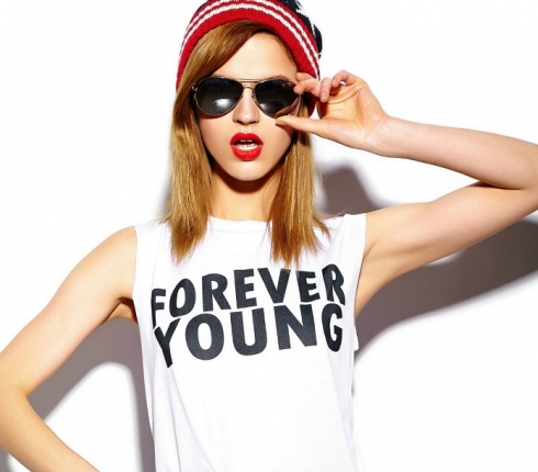 10 t-shirts για ροκ κορίτσια