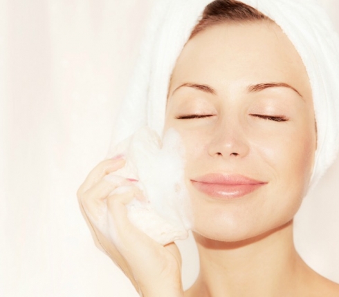 DIY: Φτιάξε το δικό σου face foam με 3 υλικά