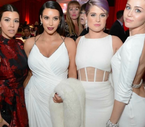 10 Party dresses για να αποκτήσουν νόημα τα βράδια σου