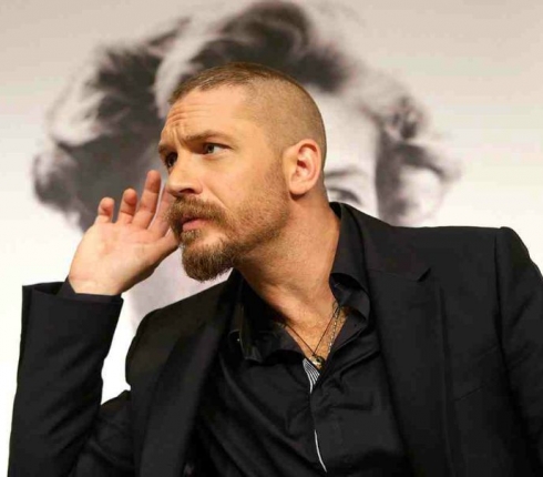 Ο Tom Hardy είναι ο άντρας που λέει μόνο αλήθειες