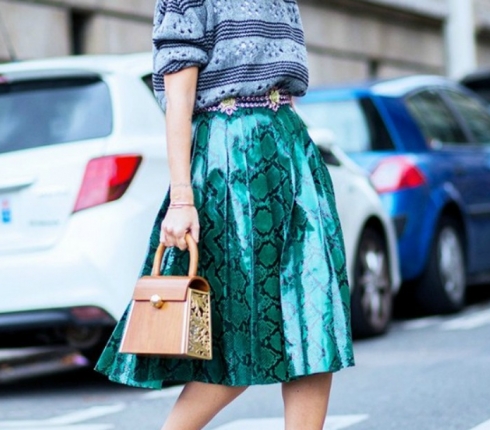 Γάμος τον χειμώνα; 4 look για να ντυθείς chic και stylish ως καλεσμένη