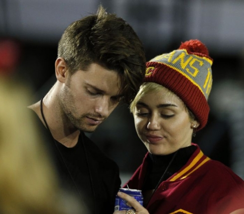 Η Maria Shriver είναι μια... κακιά πεθερά! Δεν θέλει την Miley για νύφη
