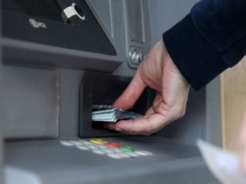 Ξέχνα όσα ήξερες! Νέες αλλαγές στα capital controls – Τι ισχύει πλέον για τις συναλλαγές με τις τράπεζες Ξέχνα όσα ήξερες! Νέες αλλαγές στα capital controls – Τι ισχύει πλέον για τις συναλλαγές με τις τράπεζες