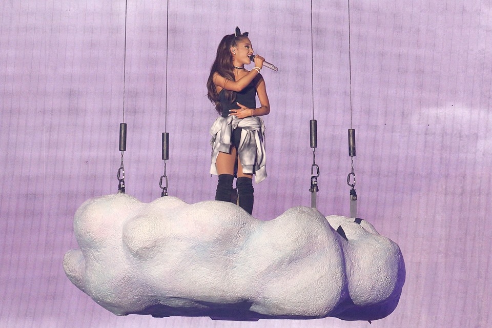 Ariana Grande: Ξεσήκωσε το κοινό της on stage Ariana Grande: Ξεσήκωσε το κοινό της on stage