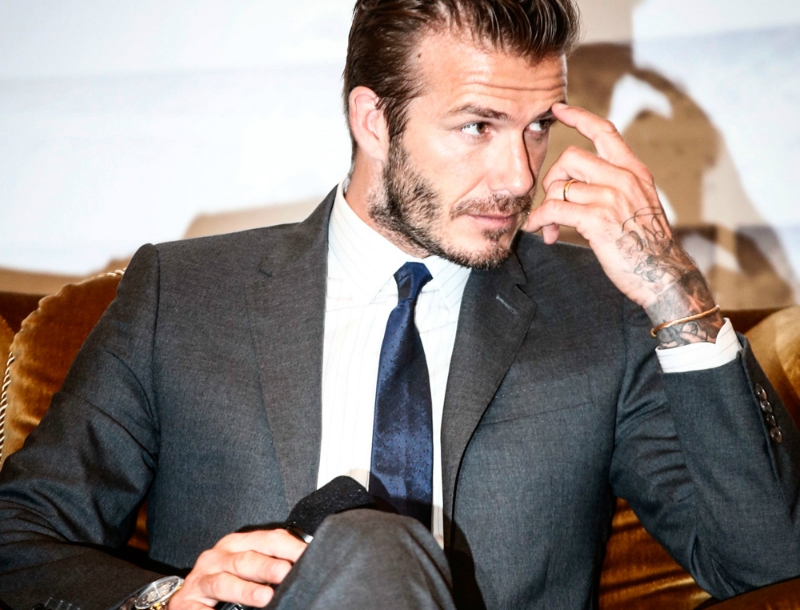 David Beckham θα μας τρελάνεις! Τι τον κάνει να... κοκκινίζει από ντροπή; David Beckham θα μας τρελάνεις! Τι τον κάνει να... κοκκινίζει από ντροπή;
