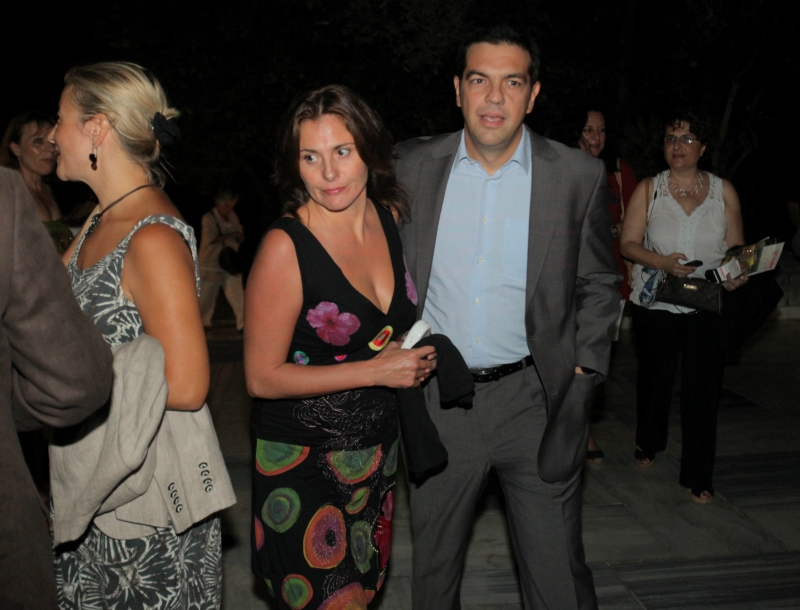 Τσίπρας - Μπαζιάνα: Το πάρτι - έκπληξη του γιου τους Τσίπρας - Μπαζιάνα: Το πάρτι - έκπληξη του γιου τους