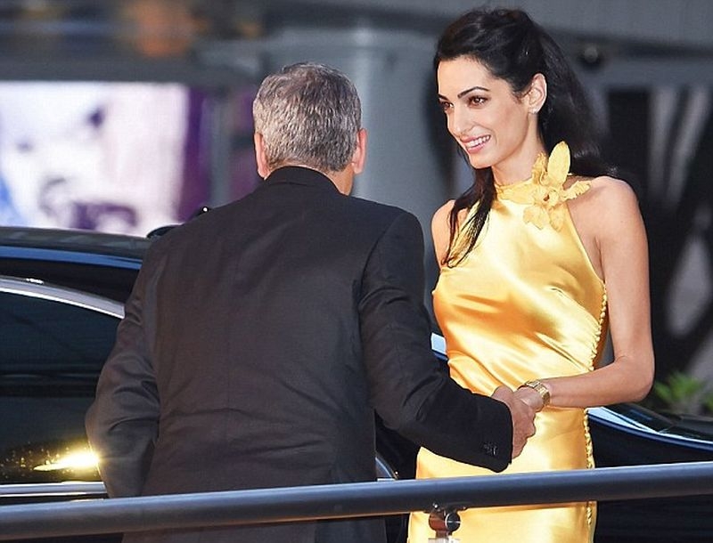 Amal Alamuddin: Νέα πιο αδυνατισμένη εμφάνιση! Amal Alamuddin: Νέα πιο αδυνατισμένη εμφάνιση!