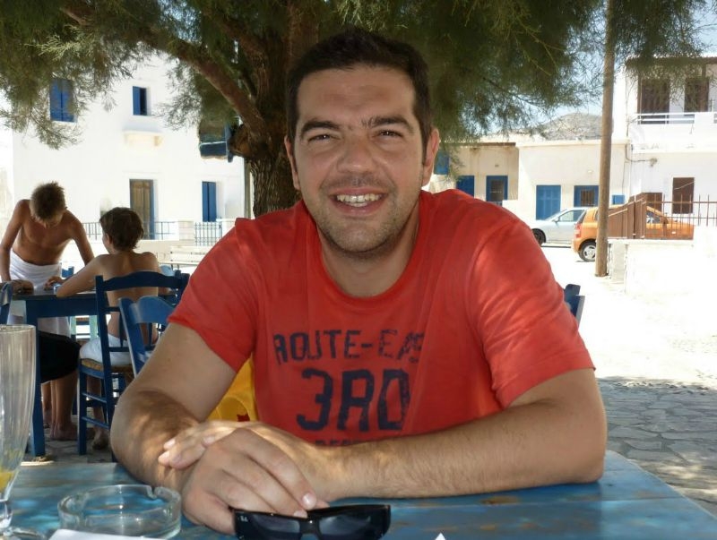 Λες να κάνεις διακοπές με τον Αλέξη Τσίπρα; Λες να κάνεις διακοπές με τον Αλέξη Τσίπρα;