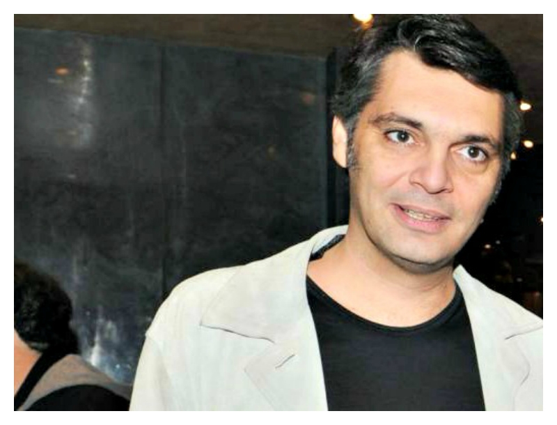 Ο Άλκης Κούρκουλος και ο Γιώργος Λιάγκας φεύγουν από το πλατό της εκπομπής Ο Άλκης Κούρκουλος και ο Γιώργος Λιάγκας φεύγουν από το πλατό της εκπομπής