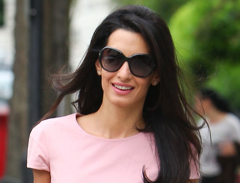 Παραλίγο να συλλάβουν την Amal Alamuddin στην Αίγυπτο! Παραλίγο να συλλάβουν την Amal Alamuddin στην Αίγυπτο!