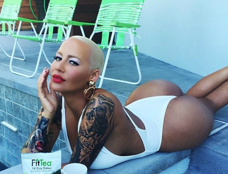 Amber Rose σήκωσες πάλι το Ιnstagram στο πόδι! Amber Rose σήκωσες πάλι το Ιnstagram στο πόδι!