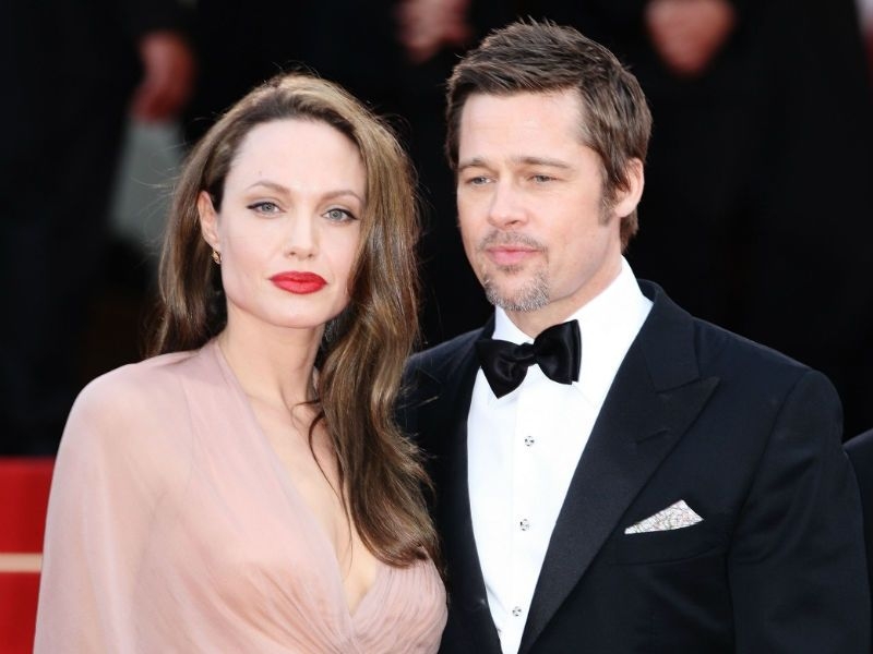 Η Angelina Jolie είχε βρει γυμνές φωτογραφίες στο κινητό του Brad Pitt!