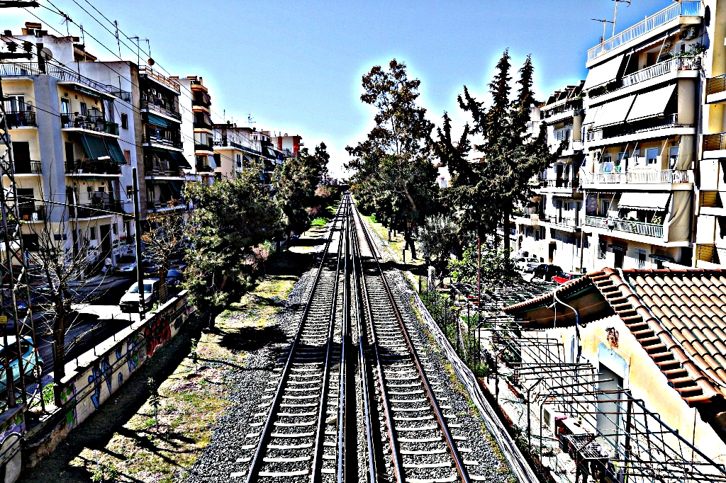 Ο Χάρης Σαββίδης σου δίνει έναν λόγο να αγαπήσεις την Αθήνα Ο Χάρης Σαββίδης σου δίνει έναν λόγο να αγαπήσεις την Αθήνα