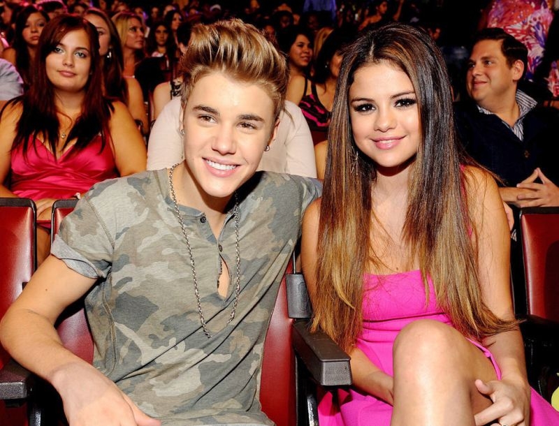 Ξανά μαζί Justin Bieber και Selena Gomez; Ξανά μαζί Justin Bieber και Selena Gomez;