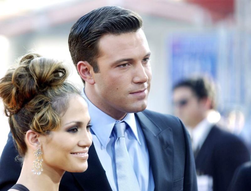 O Ben Affleck παίρνει διαζύγιο για να τα ξαναφτιάξει με την Jennifer Lopez; O Ben Affleck παίρνει διαζύγιο για να τα ξαναφτιάξει με την Jennifer Lopez;
