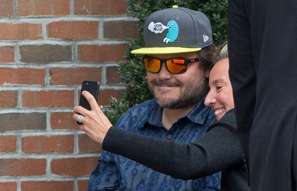 Jack Black έλα να βγάλουμε μια selfie… Jack Black έλα να βγάλουμε μια selfie…