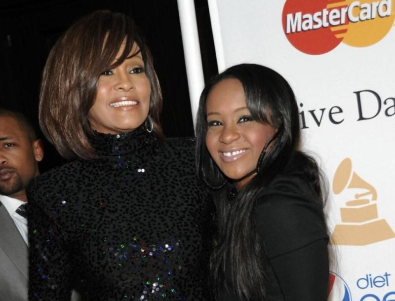 Bobbi Kristina: Ανέκτησε την επαφή με το περιβάλλον, βελτιώνεται η κατάσταση της Bobbi Kristina: Ανέκτησε την επαφή με το περιβάλλον, βελτιώνεται η κατάσταση της