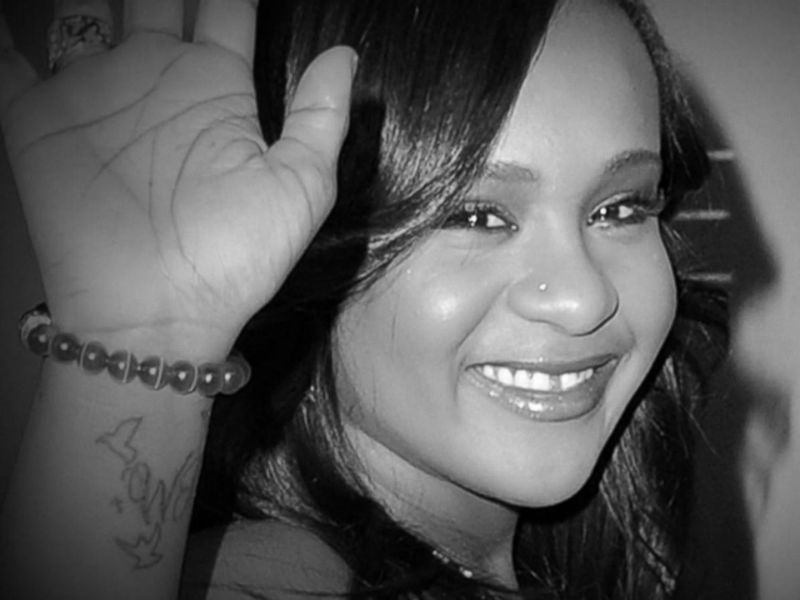 Bobbi Kristina Brown: Ο θάνατος και η τραγική ζωή της κόρης της Whitney Houston Bobbi Kristina Brown: Ο θάνατος και η τραγική ζωή της κόρης της Whitney Houston