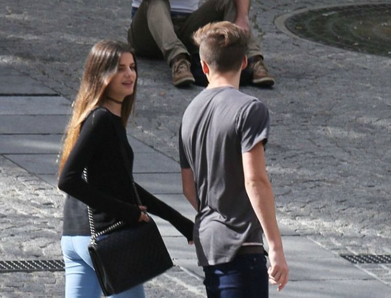 Brooklyn Beckham: Ανακαλύψαμε ποιο είναι το μυστηριώδες κορίτσι που κυκλοφορεί μαζί του Brooklyn Beckham: Ανακαλύψαμε ποιο είναι το μυστηριώδες κορίτσι που κυκλοφορεί μαζί του