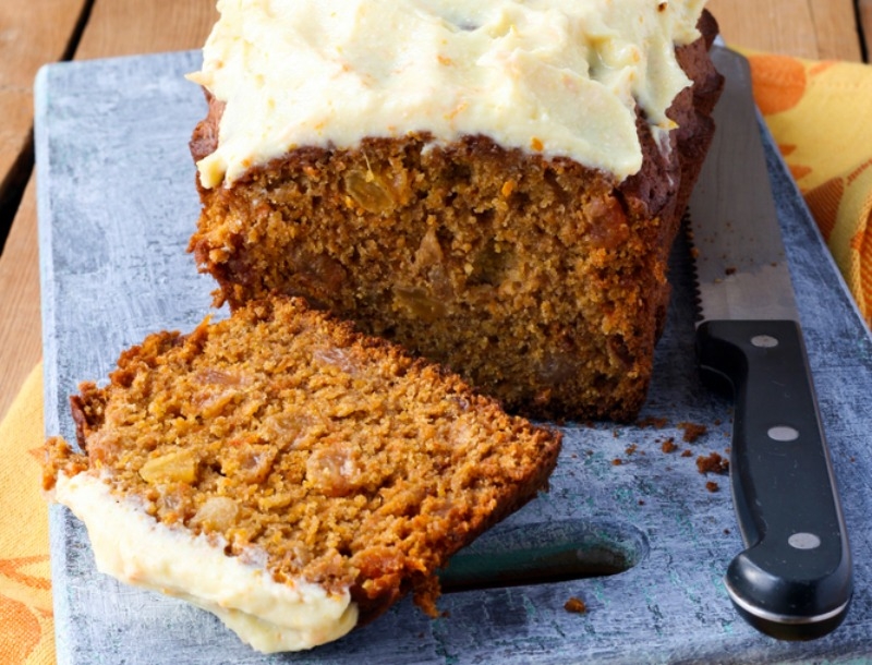 Σήμερα φτιάχνουμε εναλλακτικό γλυκάκι! Carrot Cake με frosting! Σήμερα φτιάχνουμε εναλλακτικό γλυκάκι! Carrot Cake με frosting!