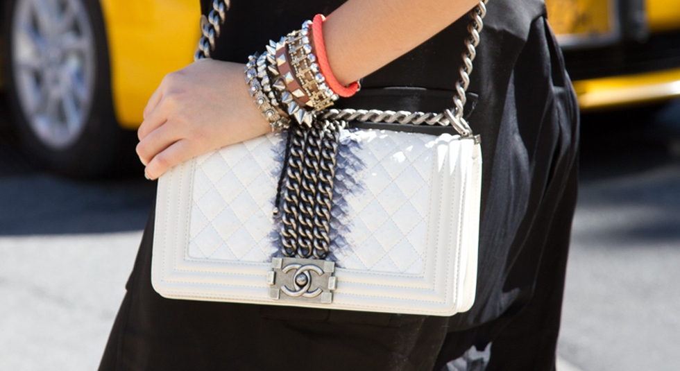 Δεν μπορείς να αγοράσεις Chanel ; Κανένα πρόβλημα! Affordable τσάντες για να αντιγράψεις τις διάσημες blogger χωρίς να είσαι fake! Δεν μπορείς να αγοράσεις Chanel ; Κανένα πρόβλημα! Affordable τσάντες για να αντιγράψεις τις διάσημες blogger χωρίς να είσαι fake!