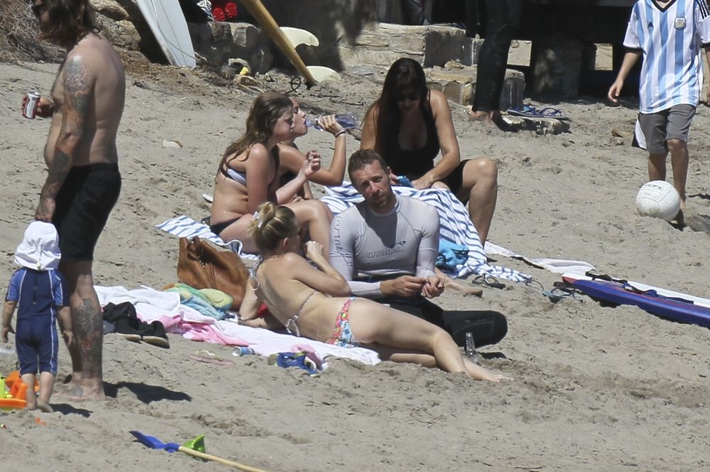 Κate Hudson – Chris Martin: Μαζί στην παραλία! Κate Hudson – Chris Martin: Μαζί στην παραλία!
