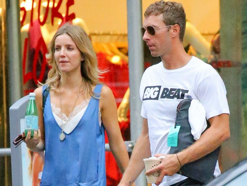 Chris Martin: Ερωτεύτηκε άλλη ξανθιά; Chris Martin: Ερωτεύτηκε άλλη ξανθιά;