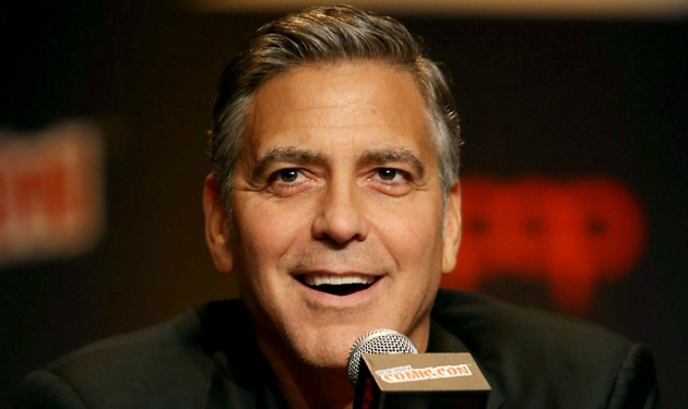 O George Clooney παρουσιάζει το trailer της νέας του ταινίας σε μια εμφάνιση έκπληξη - Κεντρική Εικόνα O George Clooney παρουσιάζει το trailer της νέας του ταινίας σε μια εμφάνιση έκπληξη - Κεντρική Εικόνα