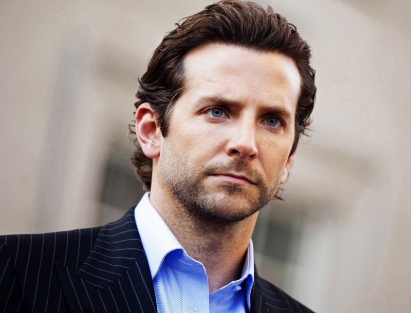 Αντί-star ο Bradley Cooper; Πάει στις πρόβες με το μετρό Αντί-star ο Bradley Cooper; Πάει στις πρόβες με το μετρό