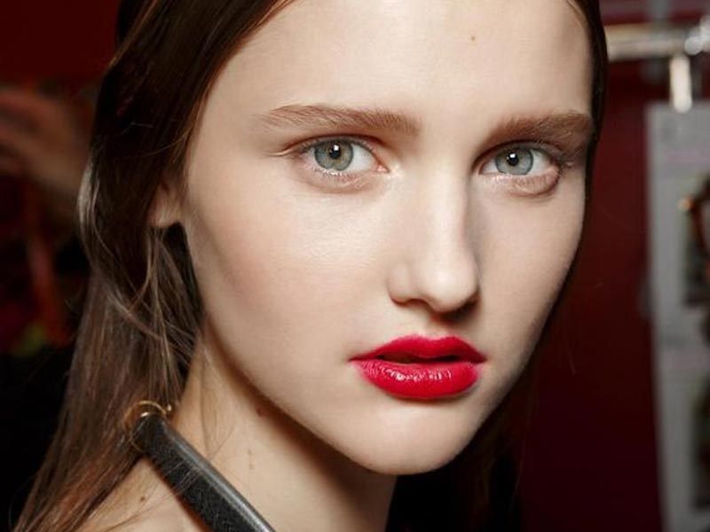 Shine bright: Τα 10 εκπληκτικά lip gloss της άνοιξης! Shine bright: Τα 10 εκπληκτικά lip gloss της άνοιξης!