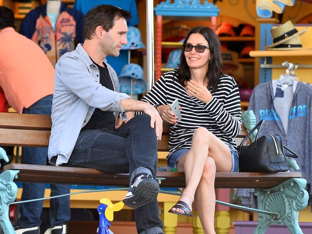 Courteney Cox: Το Φιλαράκι πήγε στην Disneyland Courteney Cox: Το Φιλαράκι πήγε στην Disneyland