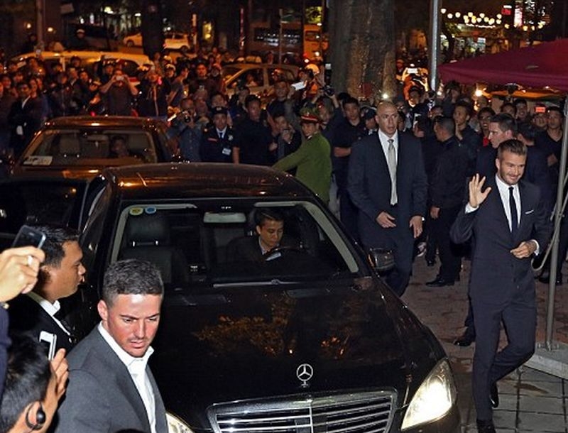 Φρενίτιδα στο Βιετνάμ για τον David Beckham Φρενίτιδα στο Βιετνάμ για τον David Beckham