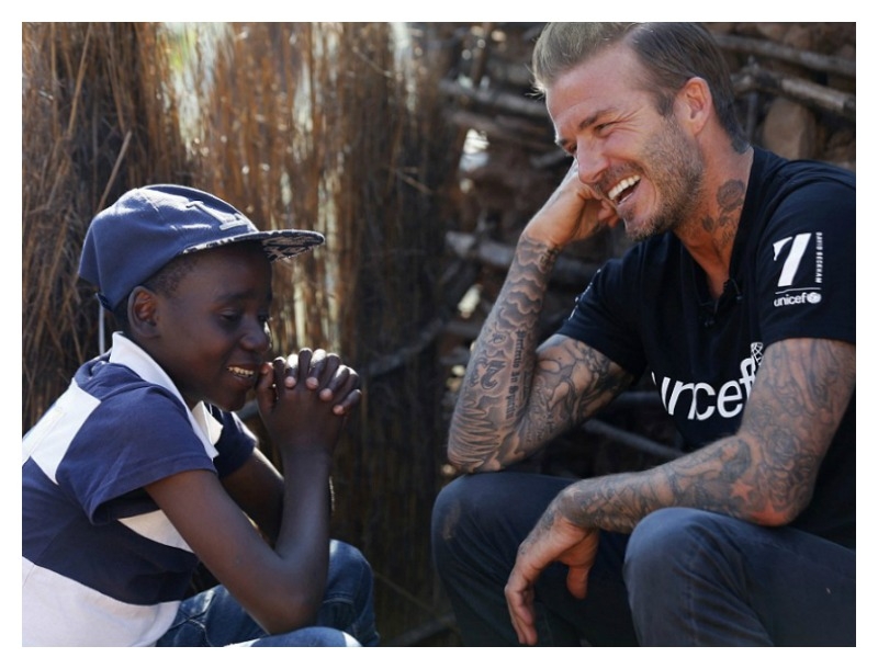 David Beckham: Δες πού πήγε μετά τις διακοπές του στην Ερμιόνη! David Beckham: Δες πού πήγε μετά τις διακοπές του στην Ερμιόνη!