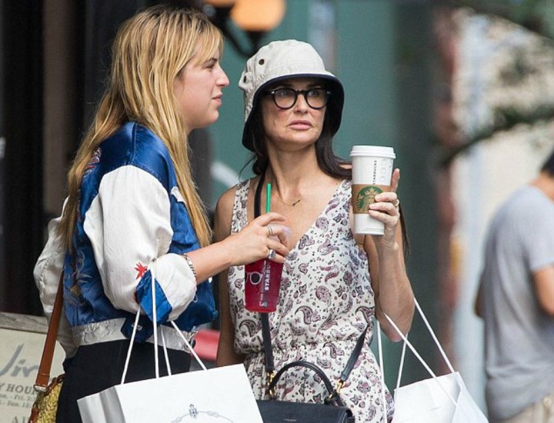 Demi Moore γέρασες σε μια νύχτα; Demi Moore γέρασες σε μια νύχτα;