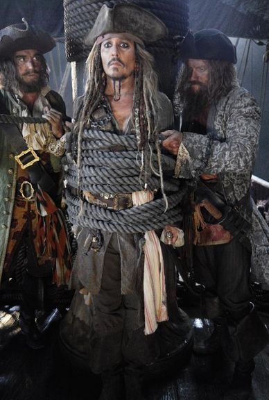 Pirates Of The Caribbean: Η πρώτη φωτογραφία του Johnny Depp σαν Jack Sparrow Pirates Of The Caribbean: Η πρώτη φωτογραφία του Johnny Depp σαν Jack Sparrow