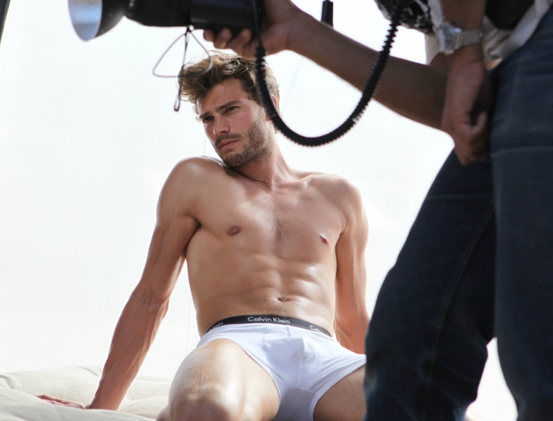 Jamie Dornan: Όλες οι φορές που μας έδειξε τα κάλλη του (Photos) Jamie Dornan: Όλες οι φορές που μας έδειξε τα κάλλη του (Photos)