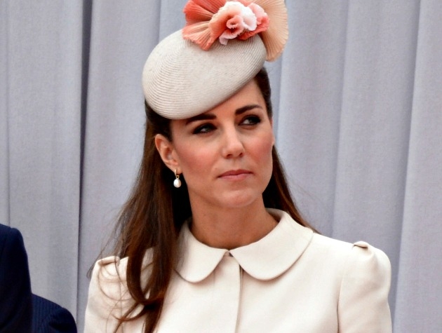 To παλάτι επιβεβαίωσε την εγκυμοσύνη της Kate Middleton To παλάτι επιβεβαίωσε την εγκυμοσύνη της Kate Middleton