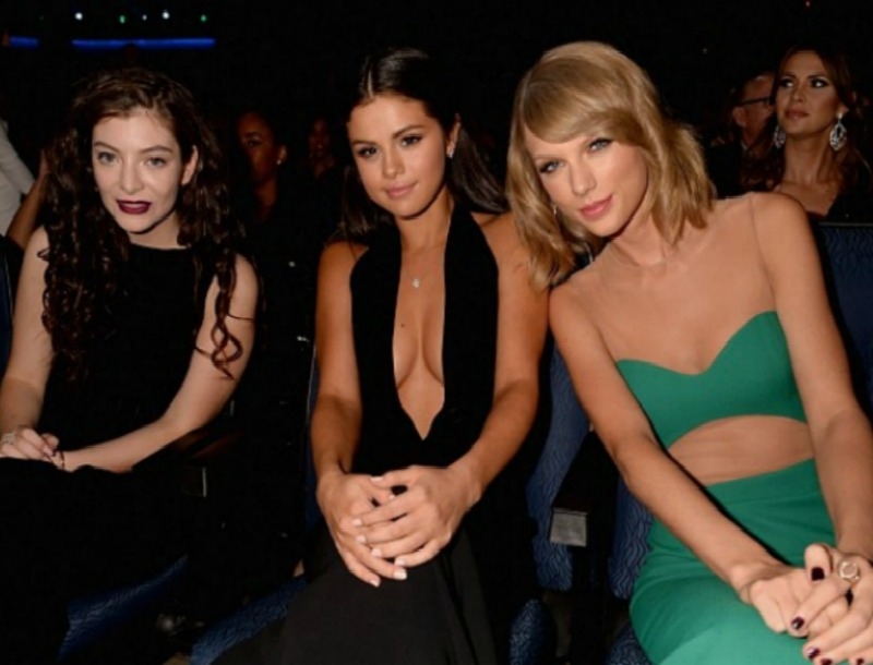Οι καλύτερες εμφανίσεις των American Music Awards Οι καλύτερες εμφανίσεις των American Music Awards