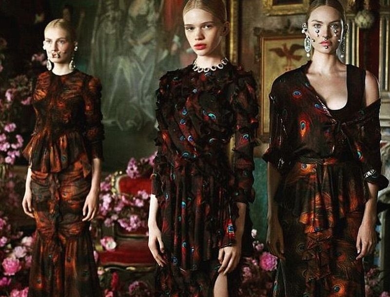 Candice Swanepoel: Αγνώριστη στη νέα καμπάνια της Givenchy Candice Swanepoel: Αγνώριστη στη νέα καμπάνια της Givenchy