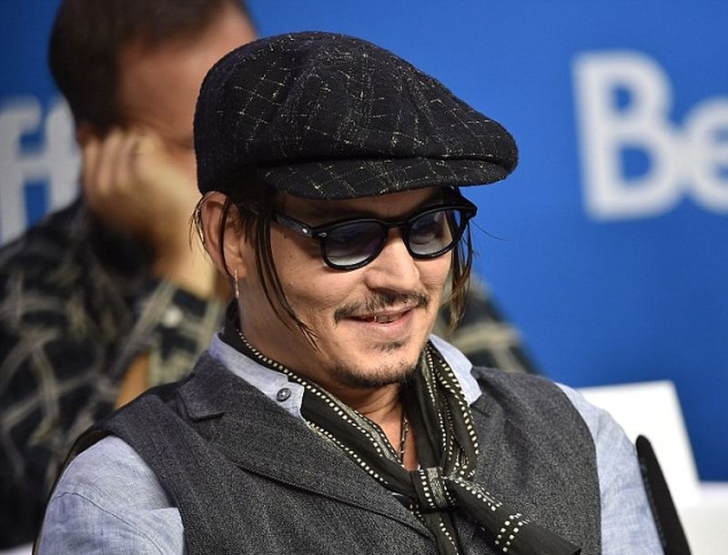 Johnny Depp : Πάχυνε και μάλιστα… υπερβολικά! Johnny Depp : Πάχυνε και μάλιστα… υπερβολικά!