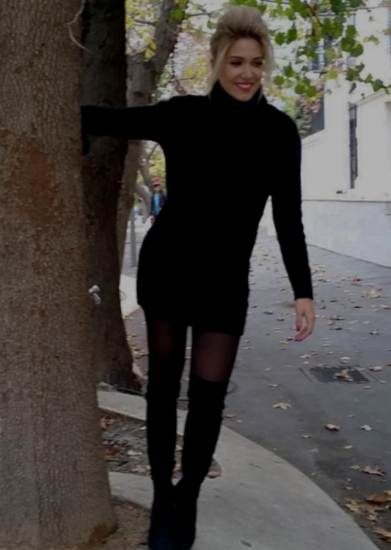Street style : Total black look από την Έλενα Παπαβασιλείου Street style : Total black look από την Έλενα Παπαβασιλείου