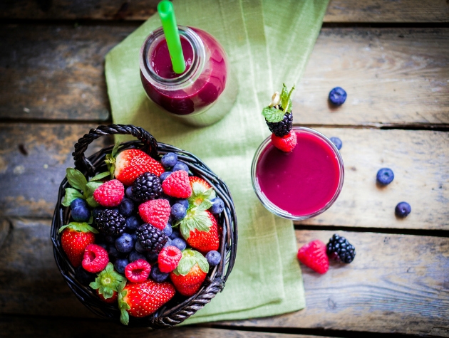 Smoothies φρούτων για να νικήσεις συνάχι και κούραση Smoothies φρούτων για να νικήσεις συνάχι και κούραση