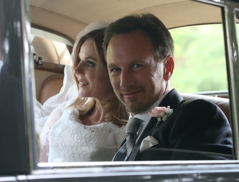 H Geri Halliwell παντρεύτηκε το αφεντικό της Formula 1 Christian Horner H Geri Halliwell παντρεύτηκε το αφεντικό της Formula 1 Christian Horner