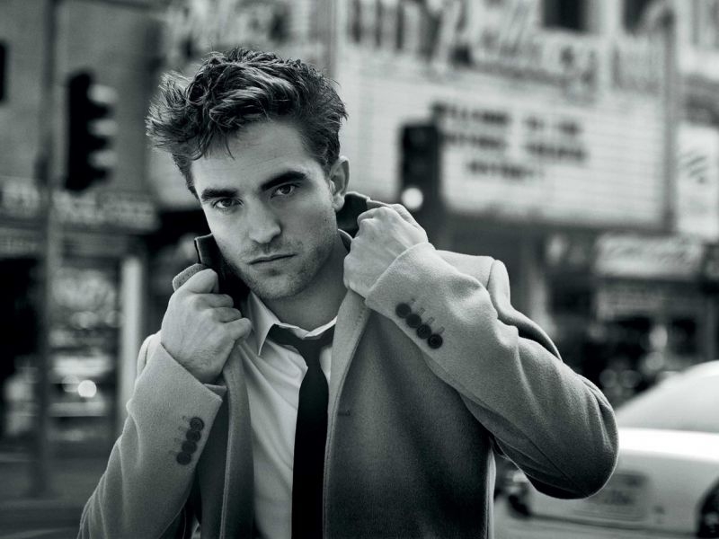 Ο Robert Pattinson θα ανακοινώσει πως είναι gay; Ο Robert Pattinson θα ανακοινώσει πως είναι gay;