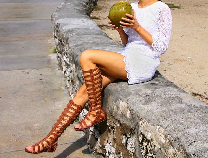 4+1 stylish τρόποι για να φορέσεις τα αγαπημένα gladiators 4+1 stylish τρόποι για να φορέσεις τα αγαπημένα gladiators