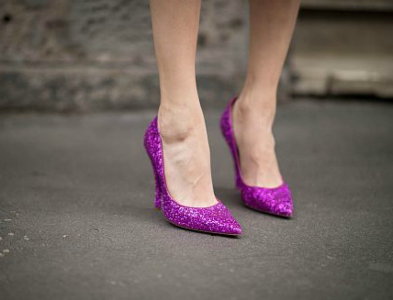 Glitter shoes : Δώσε λάμψη στο στιλ σου με τα πιο ιδιαίτερα παπούτσια Glitter shoes : Δώσε λάμψη στο στιλ σου με τα πιο ιδιαίτερα παπούτσια