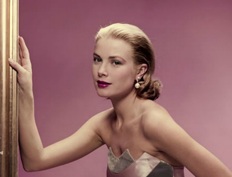 Grace Kelly: Το παραμύθι μιας μοντέρνας πριγκίπισσας με άδοξο τέλος! Grace Kelly: Το παραμύθι μιας μοντέρνας πριγκίπισσας με άδοξο τέλος!