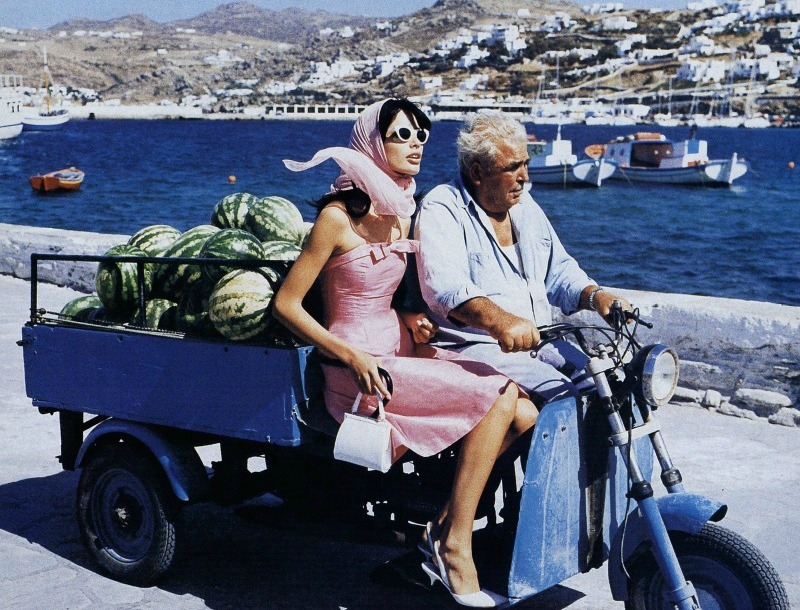 Ευχαριστούμε Vogue! Το άρθρο διαφήμιση για τη σύγχρονη Ελλάδα που έγινε viral! Ευχαριστούμε Vogue! Το άρθρο διαφήμιση για τη σύγχρονη Ελλάδα που έγινε viral!